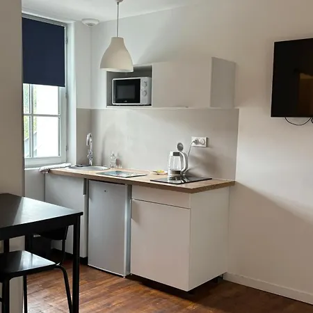 Les De Clement Пуатье