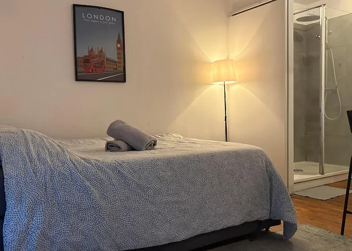 Les De Clement Апартаменты